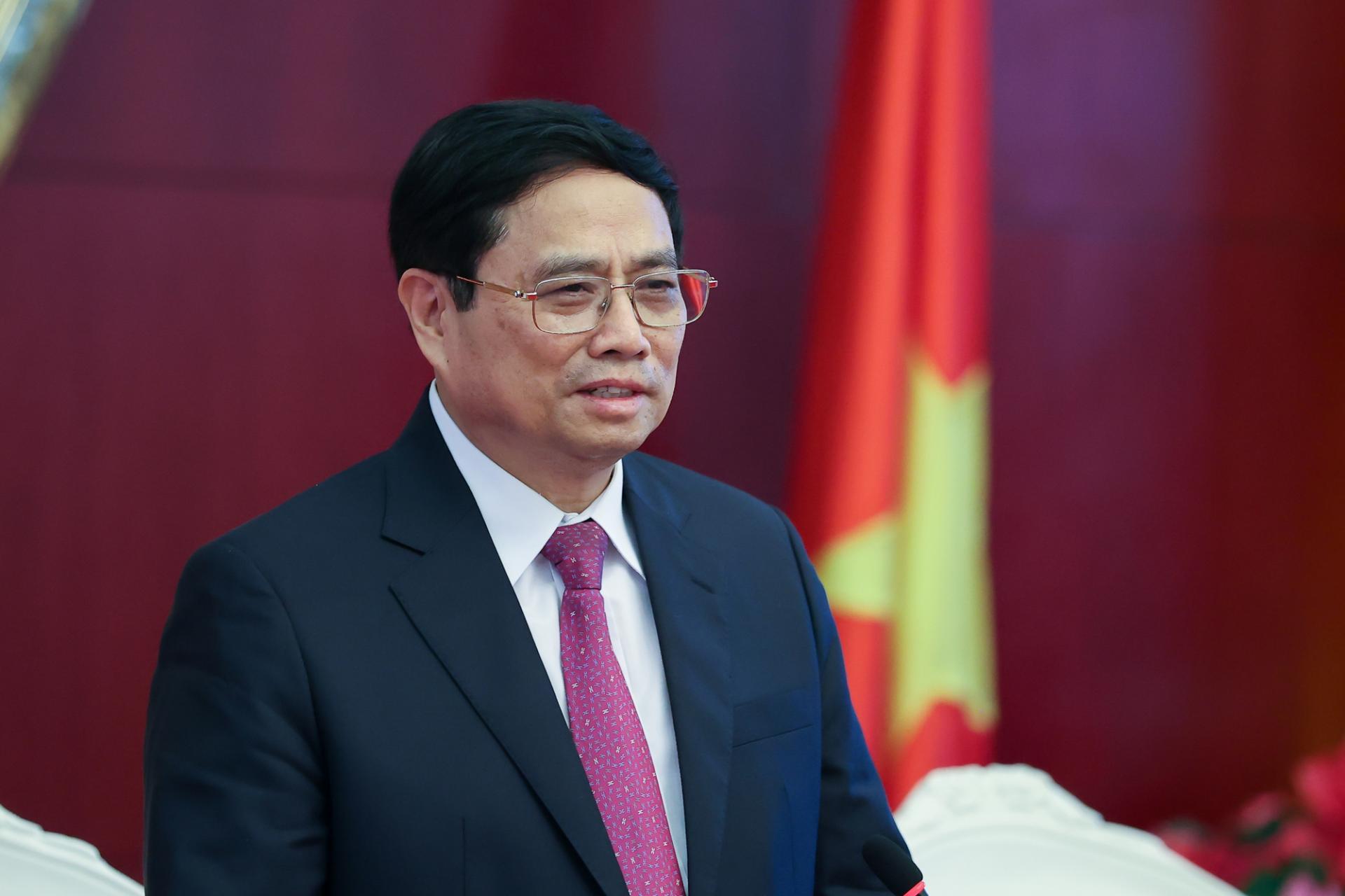 Phát biểu tại cuộc gặp mặt, Thủ tướng Phạm Minh Chính khẳng định, chủ trương nhất quán của Đảng và Nhà nước ta là luôn coi trọng duy trì và phát triển quan hệ hữu nghị, hợp tác với Đảng, Nhà nước và nhân dân Trung Quốc