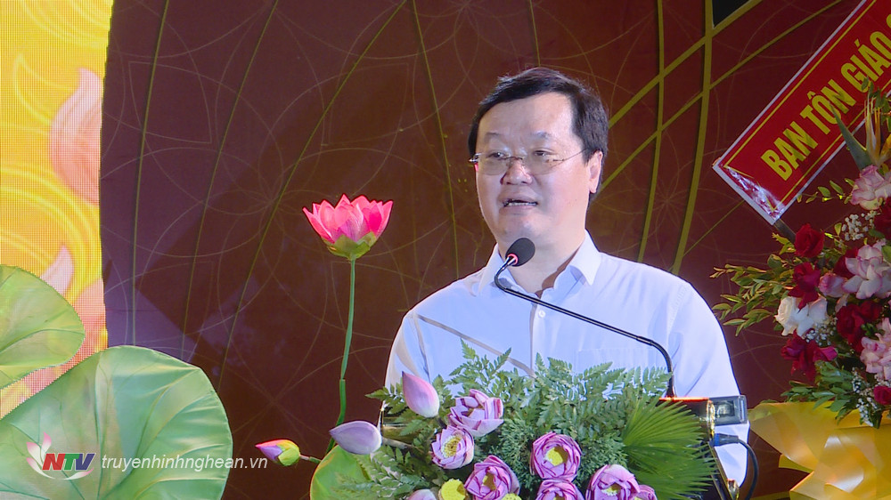 Đồng chí Nguyễn Đức Trung - Phó Bí thư Tỉnh ủy, Chủ tịch UBND tỉnh phát biểu tại đại lễ. 
