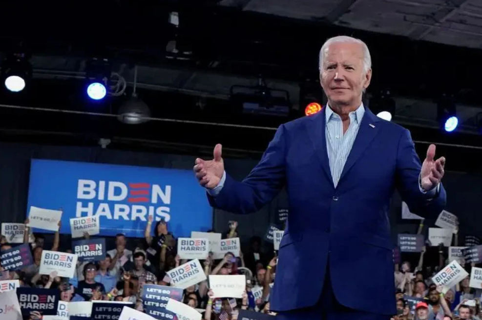 Tổng thống Mỹ Joe Biden vận động tranh cử tại bang North Carolina (Mỹ) ngày 28-6 sau phiên tranh luận với cựu Tổng thống Donald Trump. Ảnh: REUTERS
