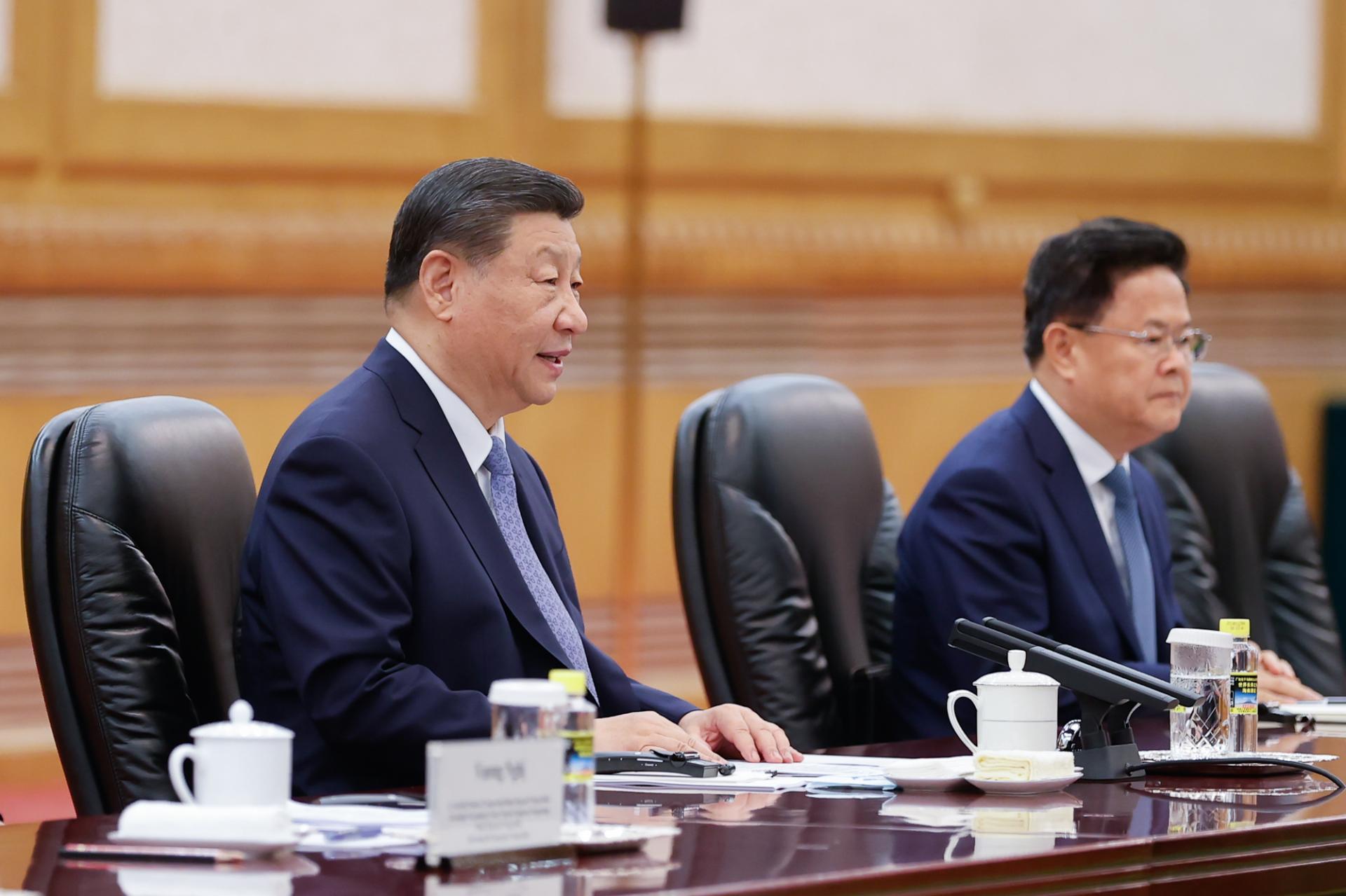 Tổng Bí thư, Chủ tịch Tập Cận Bình khẳng định Trung Quốc coi trọng cao độ và luôn coi quan hệ với Việt Nam là hướng ưu tiên trong tổng thể chính sách ngoại giao láng giềng.