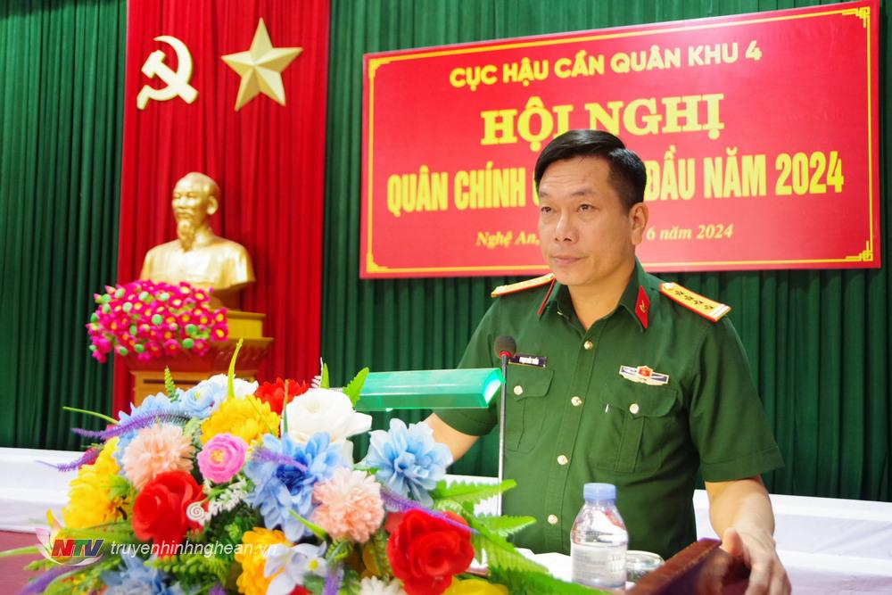 Đại tá Phạm Đức Tuấn - Cục trưởng Cục Hậu cần Quân khu 4, chủ trì Hội nghị.