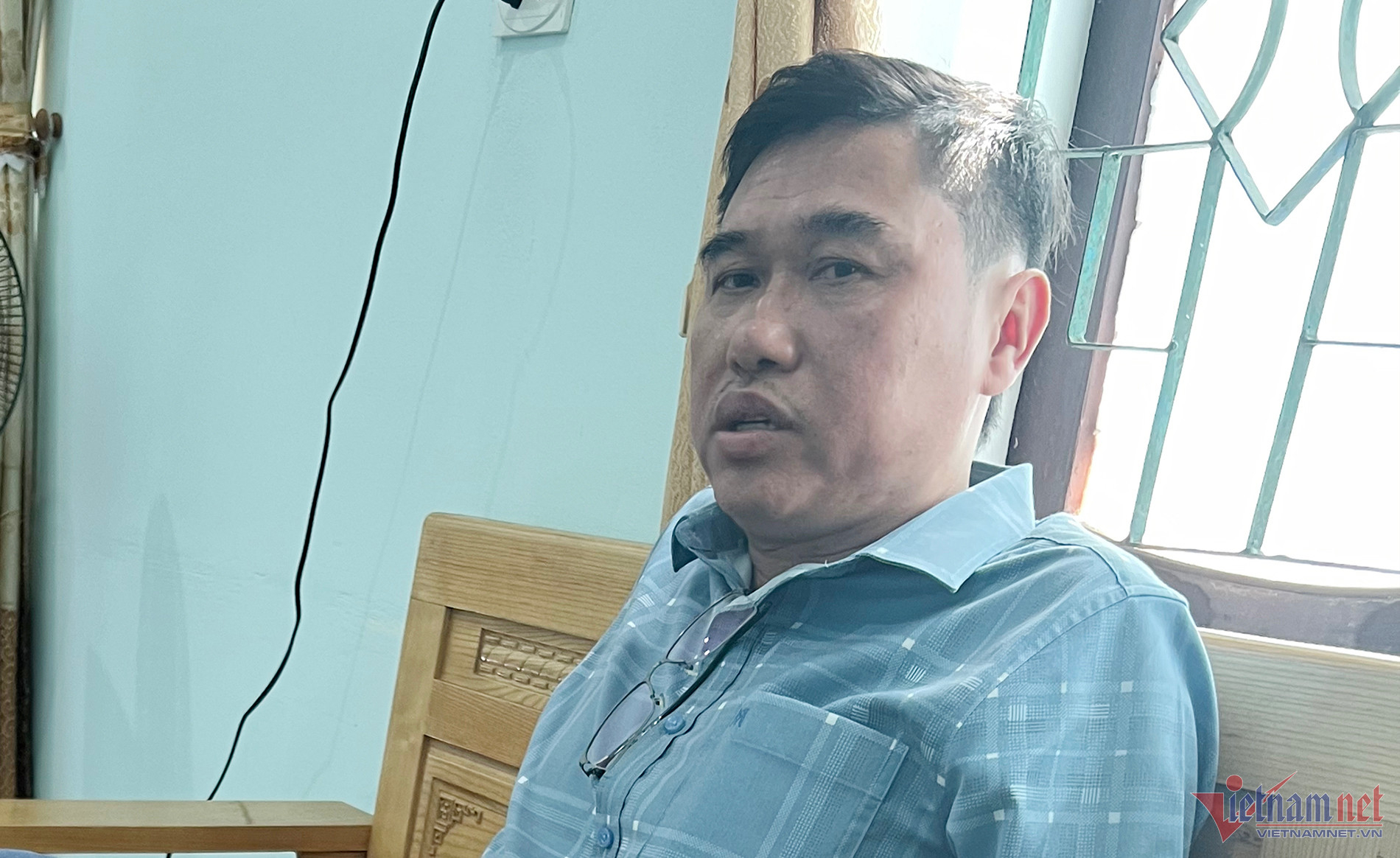 Ông Quang Ánh Hồng - Trưởng phòng Hành chính tổng hợp Trung tâm Y tế huyện Con Cuông. Ảnh: Quốc Huy