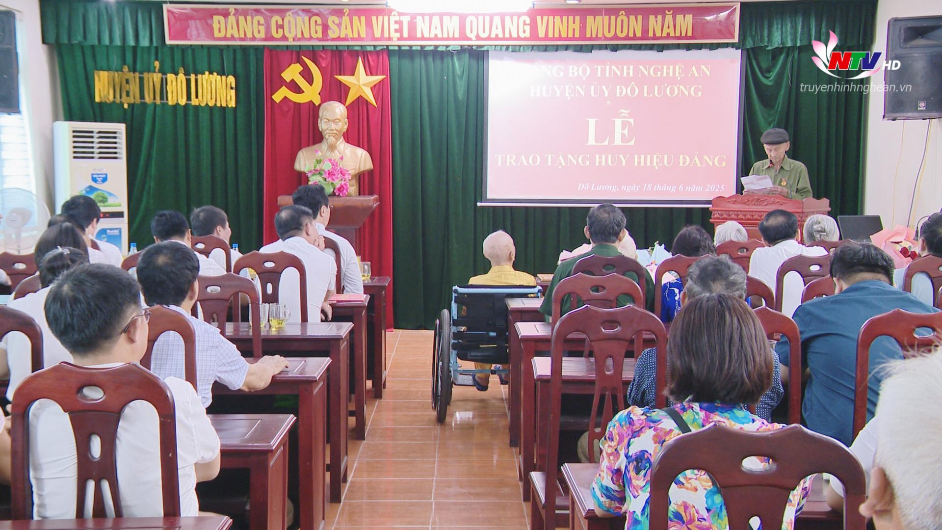 Toàn cảnh buổi lễ.