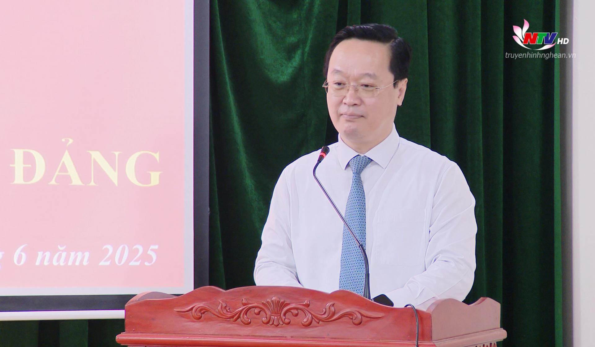 Bí thư Tỉnh uỷ Nguyễn Đức Trung phát biểu tại buổi lễ.