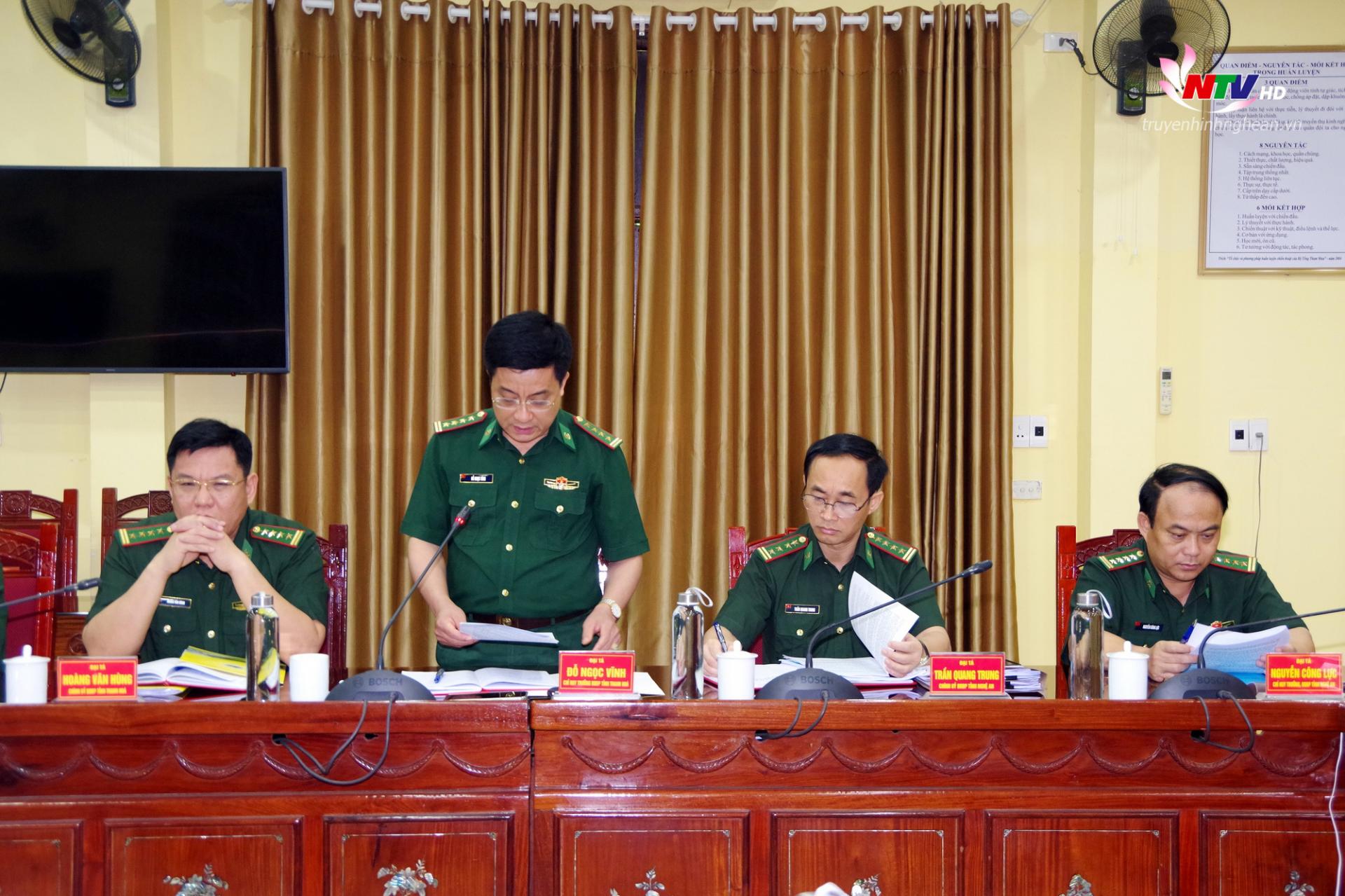 Đại diện lãnh đạo BĐBP tỉnh Thanh Hoá báo cáo tại hội nghị.