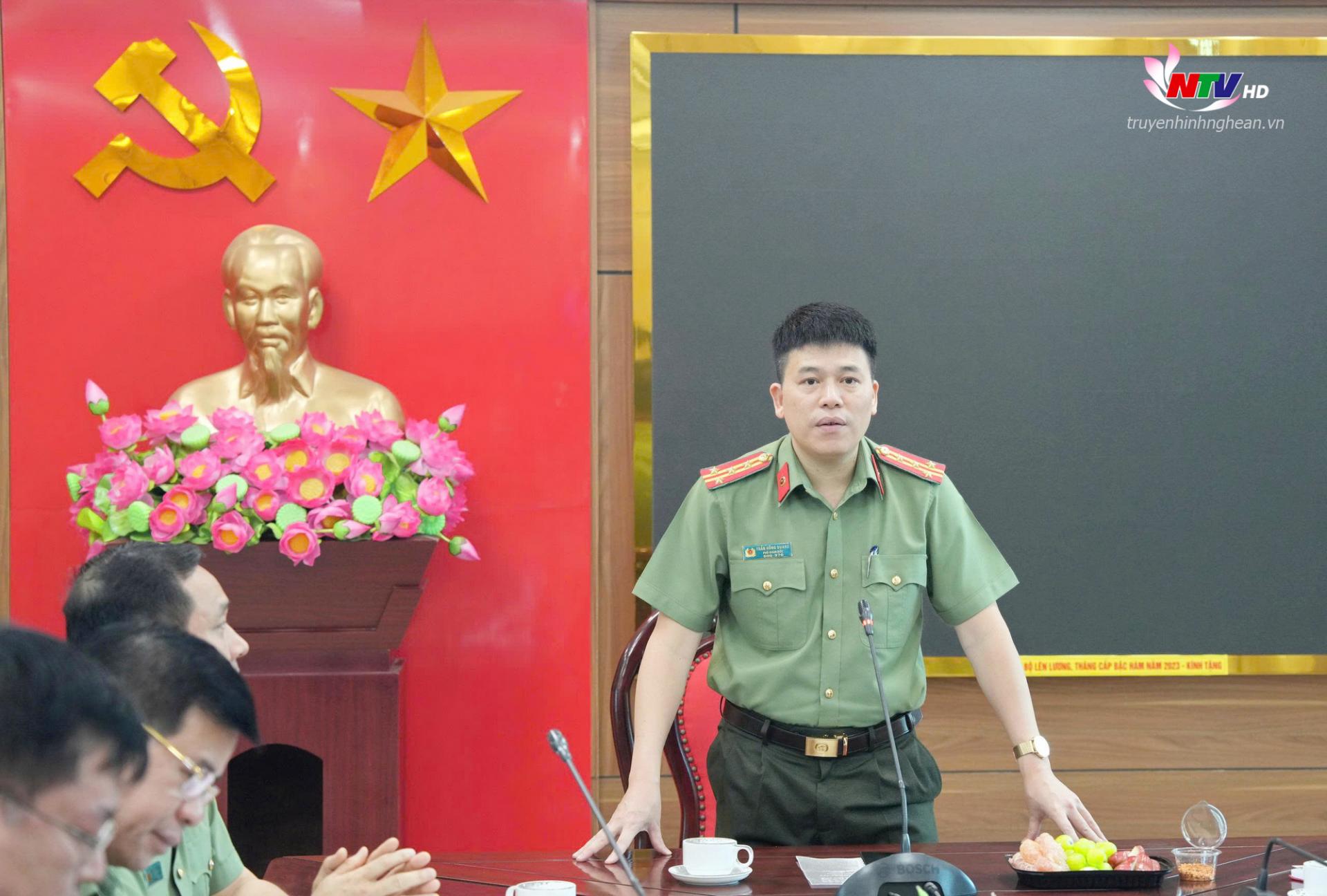 Đại tá Trần Hồng Quang, Phó Giám đốc Công an tỉnh phát biểu tại buổi làm việc.