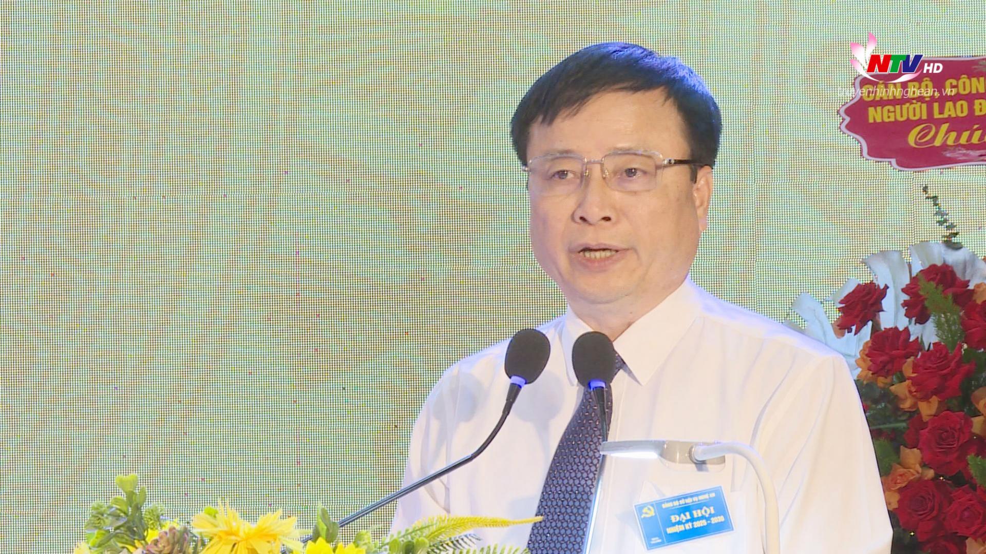 Phó Chủ tịch UBND tỉnh Bùi Đình Long phát biểu chỉ đạo Đại hội.