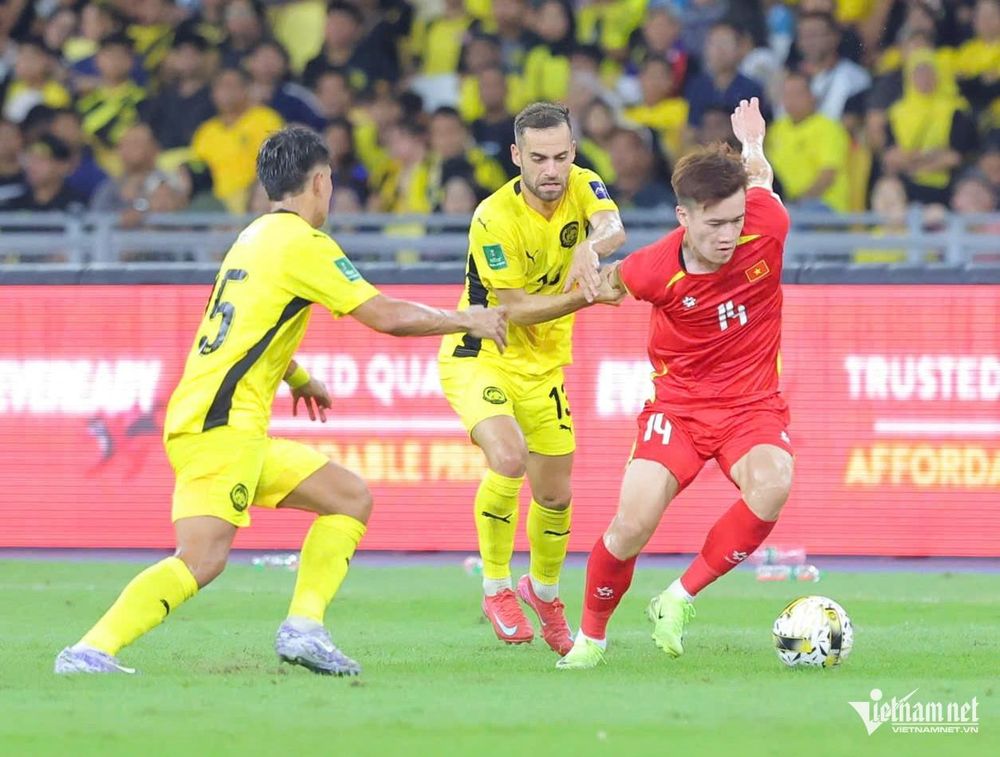 Nhưng vấn đề lớn nhất nằm ở chính tuyển Việt Nam