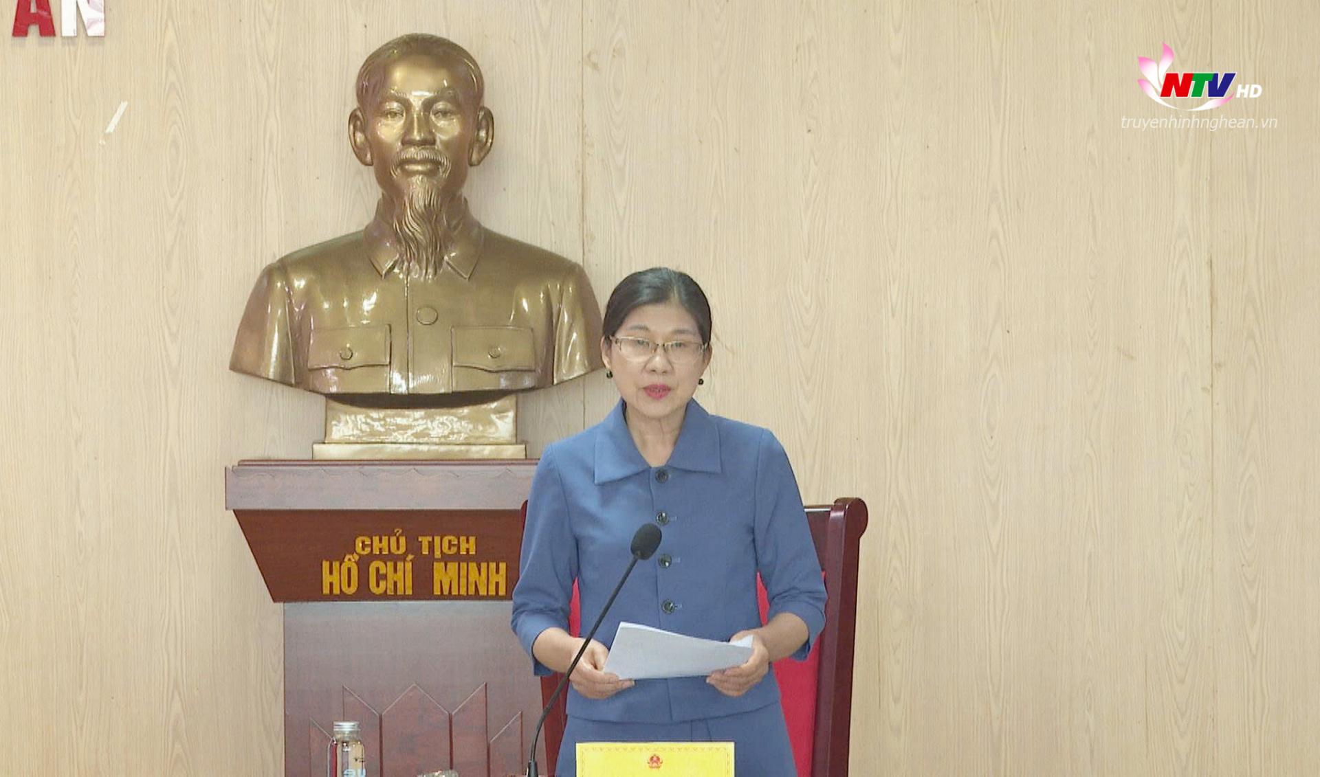 Đồng chí Lô Thị Kim Ngân - Uỷ viên Thường trực, Trưởng ban Dân tộc - HĐND tỉnh kết luận tại cuộc thẩm tra.