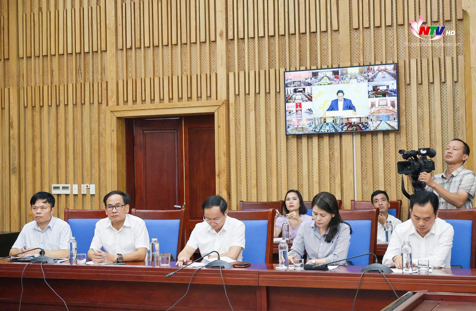 Các đại biểu dự hội nghị tại điểm cầu Nghệ An.