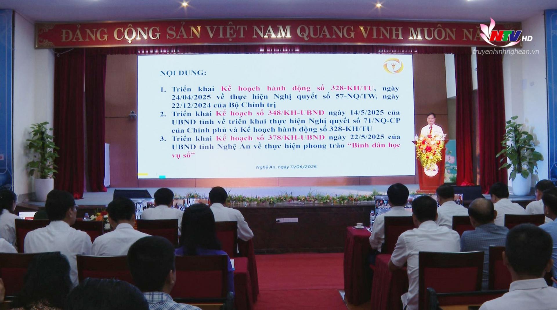 Toàn cảnh buổi lễ phát động.