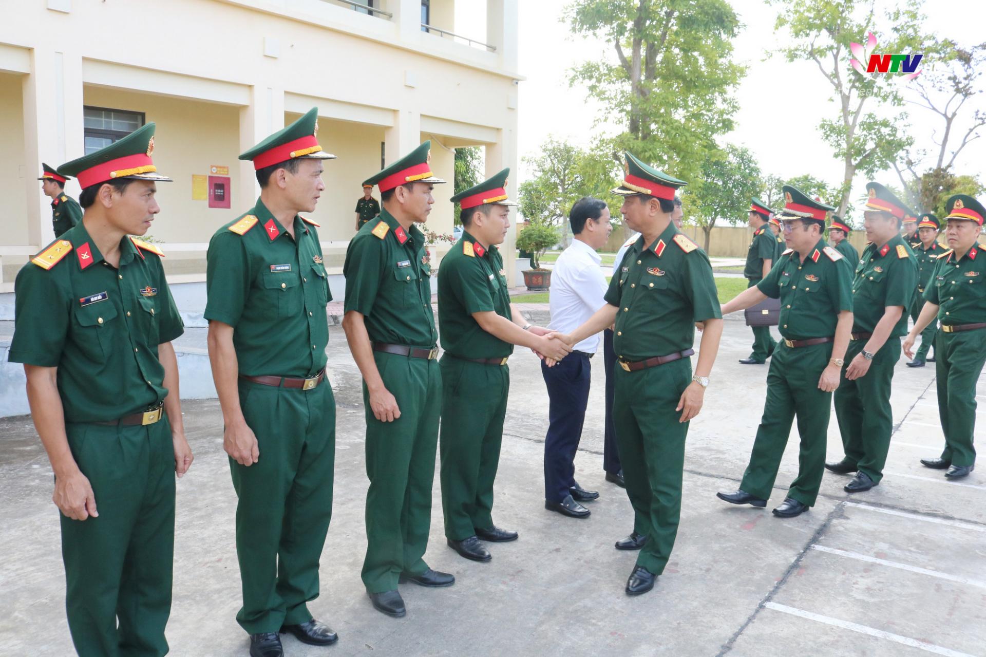 Đoàn Công tác Quân khu 4 kiểm tra tại Ban Chỉ huy PTKV 2 – Quỳnh Lưu.