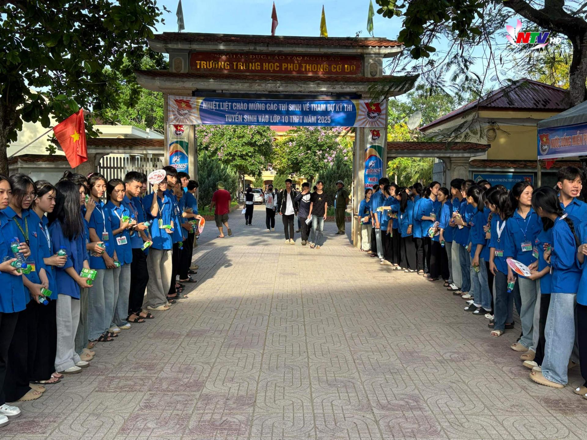 Tại điểm thi Trường THPT Cờ Đỏ Nghĩa Đàn, thí sinh hoàn thành môn thứ 2.