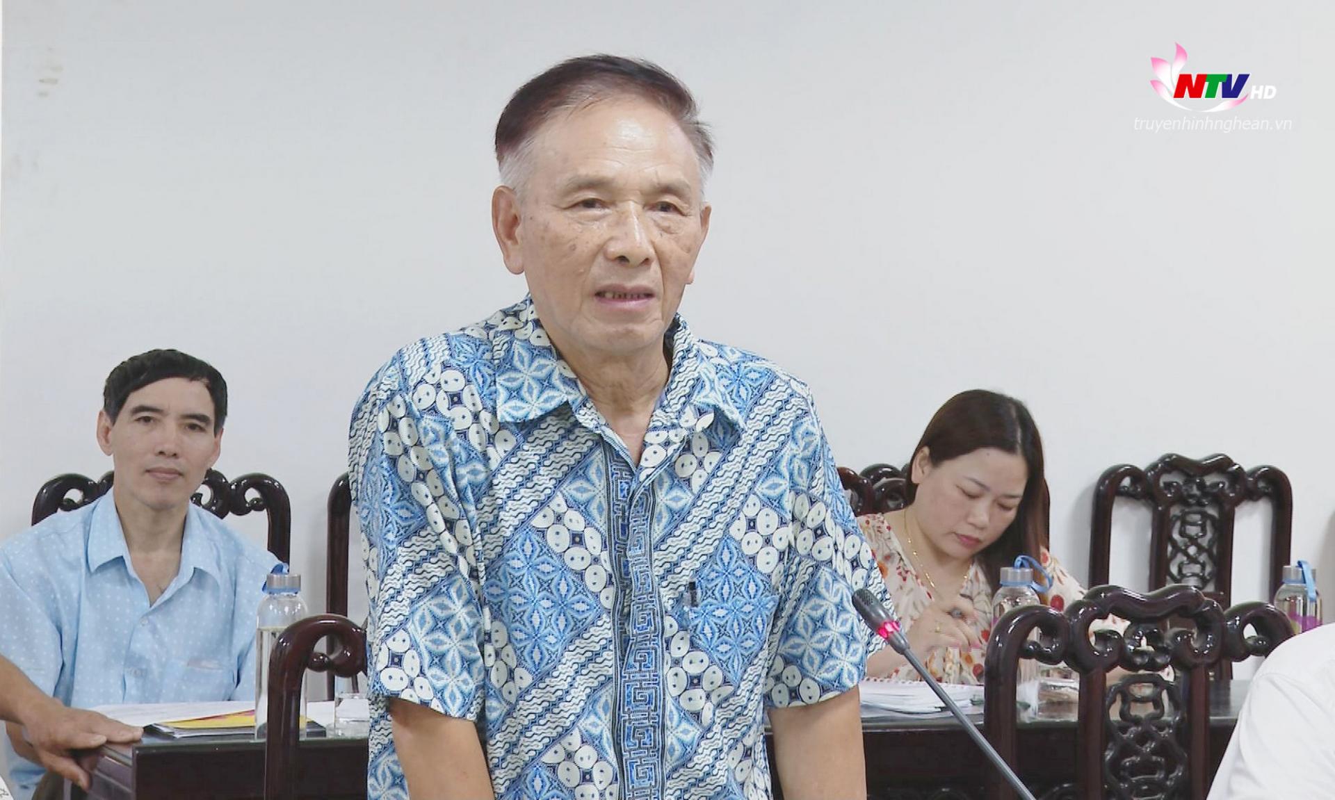 Công dân Nguyễn Nam Kim ở xóm Thịnh Mỹ, xã Nghĩa Mỹ, Thị xã Thái Hòa nêu ý kiến, kiến nghị.