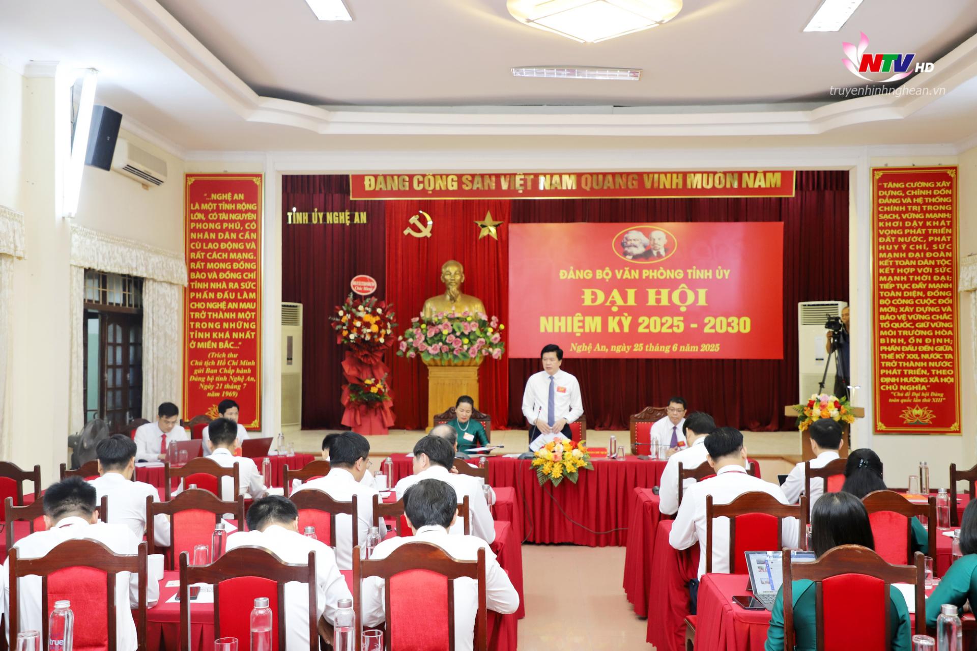 Toàn cảnh Đại hội.