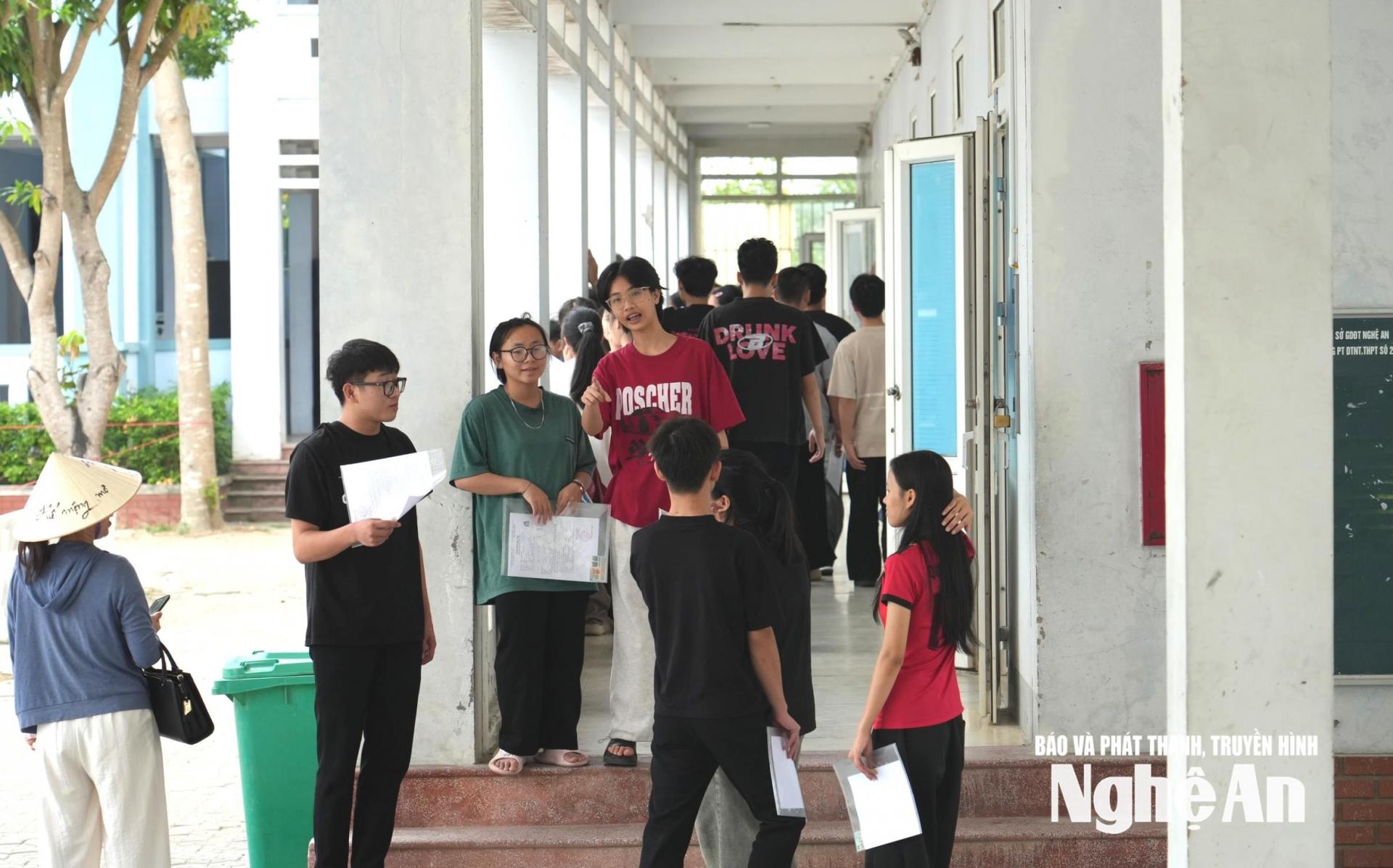 Các thí sinh tham dự Kỳ thi tốt nghiệp THPT năm 2026. Ảnh: Mỹ Hà