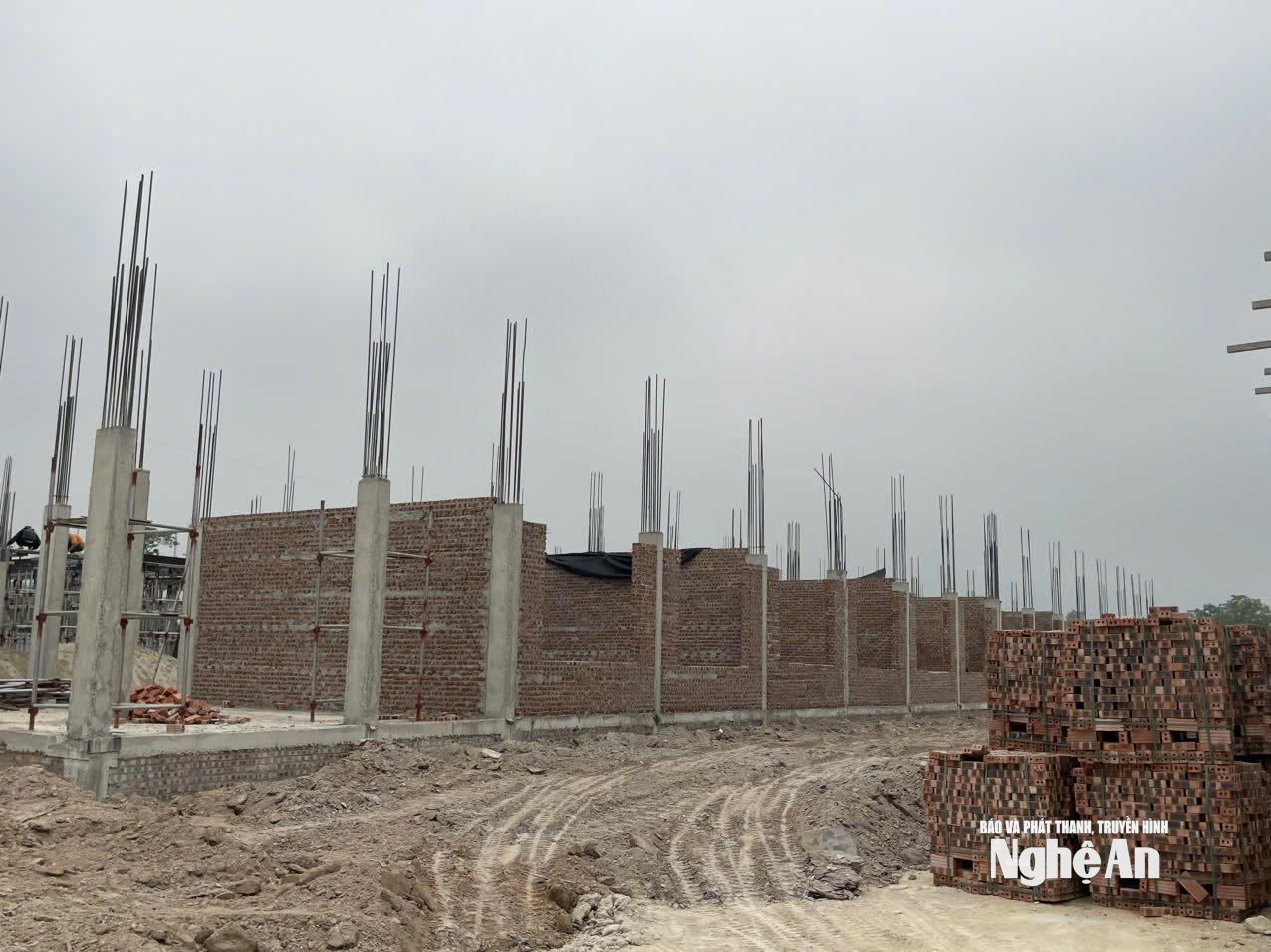Dự án Trường Phổ thông nội trú liên cấp Tiểu học và Trung học cơ sở xã Hạnh Lâm. Ảnh: Hoàng Hiếu