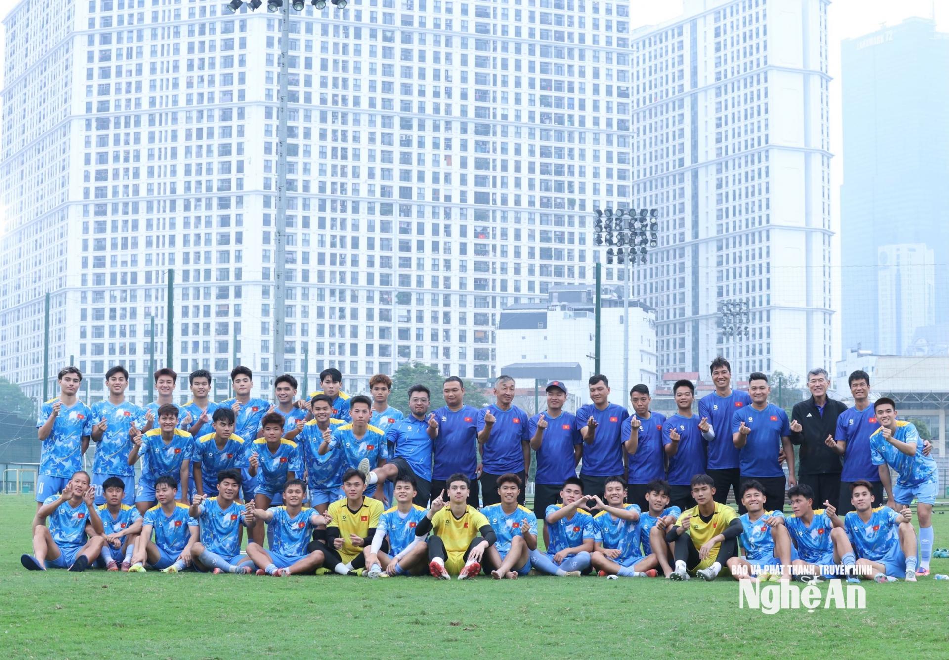 Chiến thắng trước U19 Timor Leste mới chỉ là bước khởi đầu cho hành trình của U19 Việt Nam tại giải đấu năm nay. Ảnh: Hải Hoàng