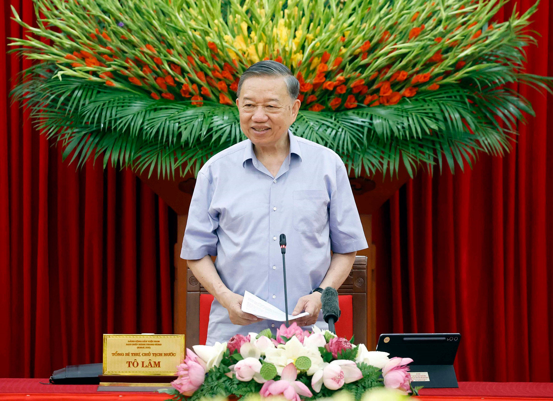 Tổng Bí thư, Chủ tịch nước Tô Lâm chủ trì buổi làm việc với ngành Giáo dục và Đào tạo cùng các cơ quan về công tác chuẩn bị năm học mới 2026-2027 hôm 15/6. Ảnh: TTXVN