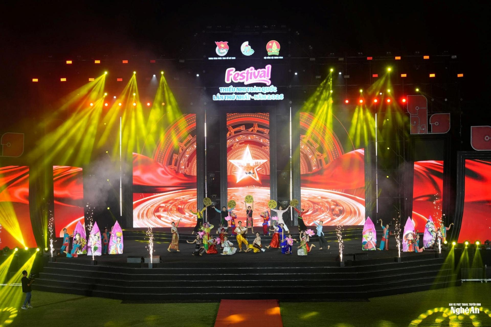 Tối 20/6, tại tỉnh Lâm Đồng, Festival Thiếu nhi toàn quốc lần thứ I năm 2026 với chủ đề “Thiếu nhi Việt Nam - mừng Đại hội Đoàn” đã chính thức bế mạc sau 3 ngày diễn ra sôi nổi. Nguồn ảnh: Báo Lâm Đồng