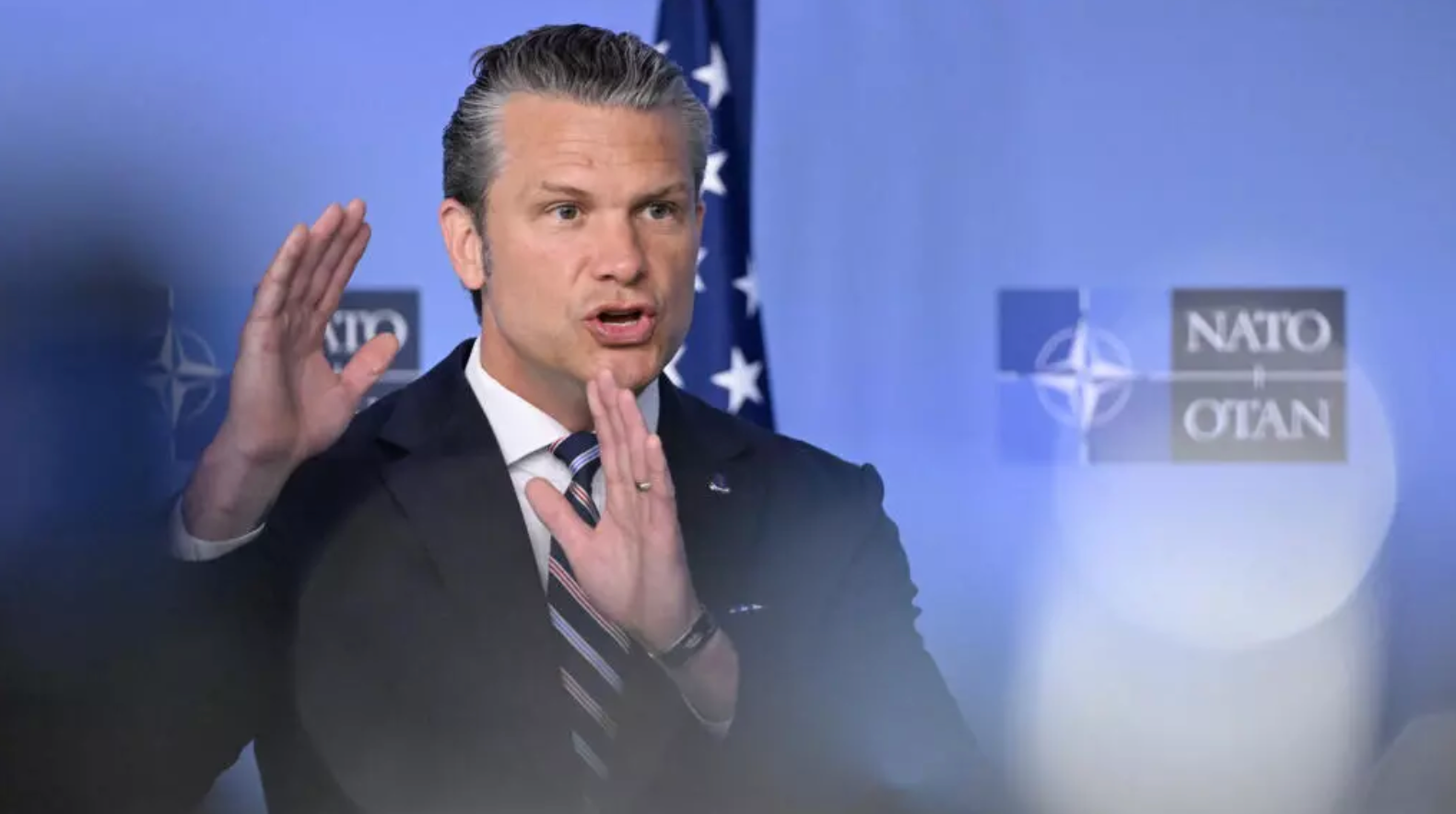 Bộ trưởng Quốc phòng Mỹ Pete Hegseth tuyên bố Mỹ rà soát lực lượng tại châu Âu. Ảnh: AFP