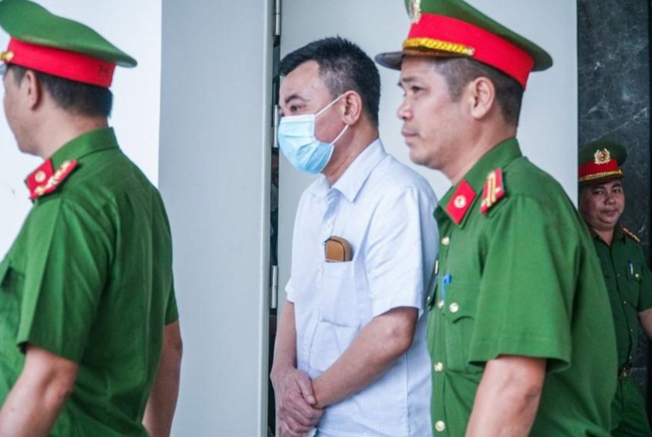 Bị cáo Nguyễn Anh Tuấn, cựu Phó GĐ Công an Hà Nội đã nộp 1,5 triệu USD. 
