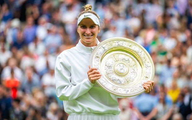 Vondrousova lập kỷ lục sau khi giành Wimbledon 2023. (Nguồn: AP)