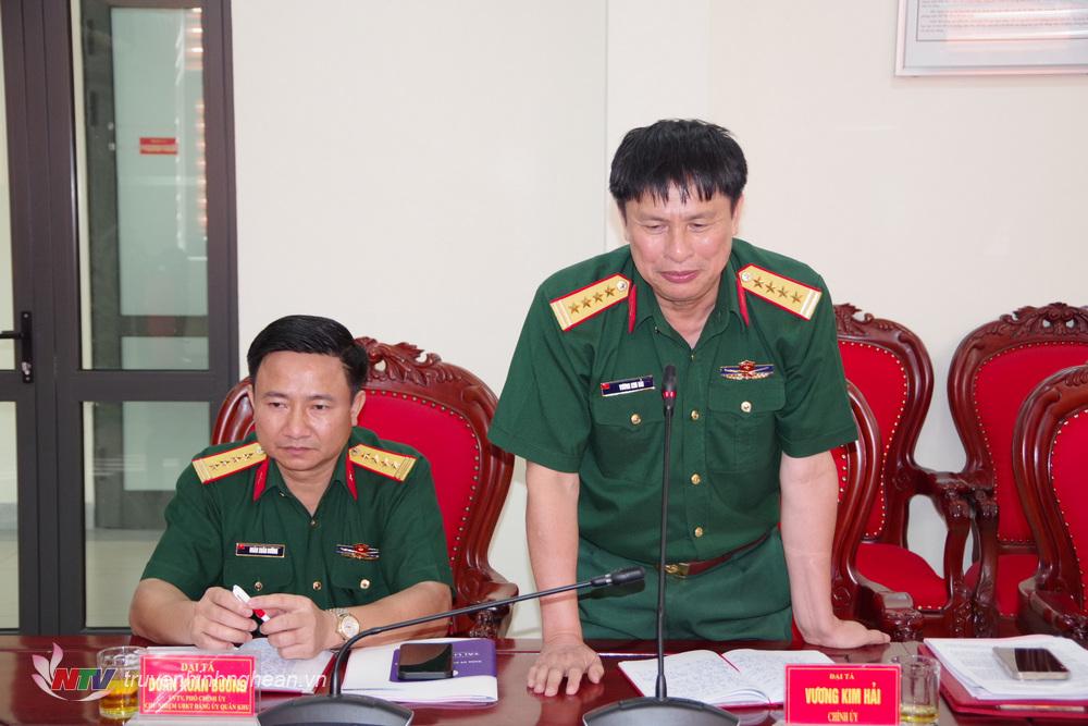 Đại tá Vương Kim Hải - Bí thư Đảng ủy, Chính ủy Cục Hậu cần phát biểu tại buổi làm việc.