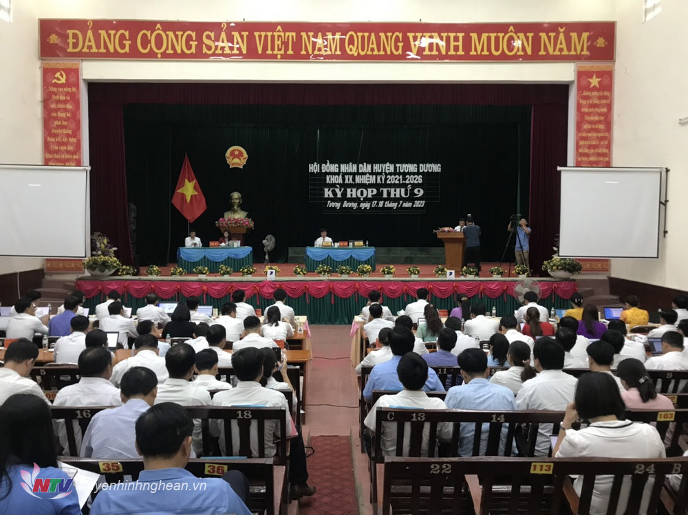 Toàn cảnh khai mạc kỳ họp thứ 9 - HĐND huyện Tương Dương khoá XX, nhiệm kỳ 2021 - 2026