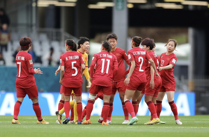 Đội tuyển nữ Việt Nam phải chơi mạo hiểm hơn nếu muốn có bàn thắng vào lưới Bồ Đào Nha. 