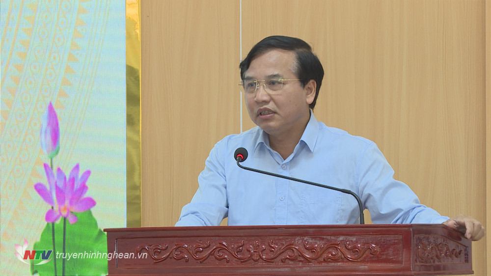 Phó Chủ tịch HĐND tỉnh Nguyễn Như Khôi phát biểu tại hội nghị.