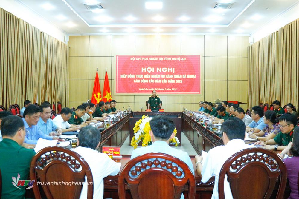 Toàn cảnh hội nghị.