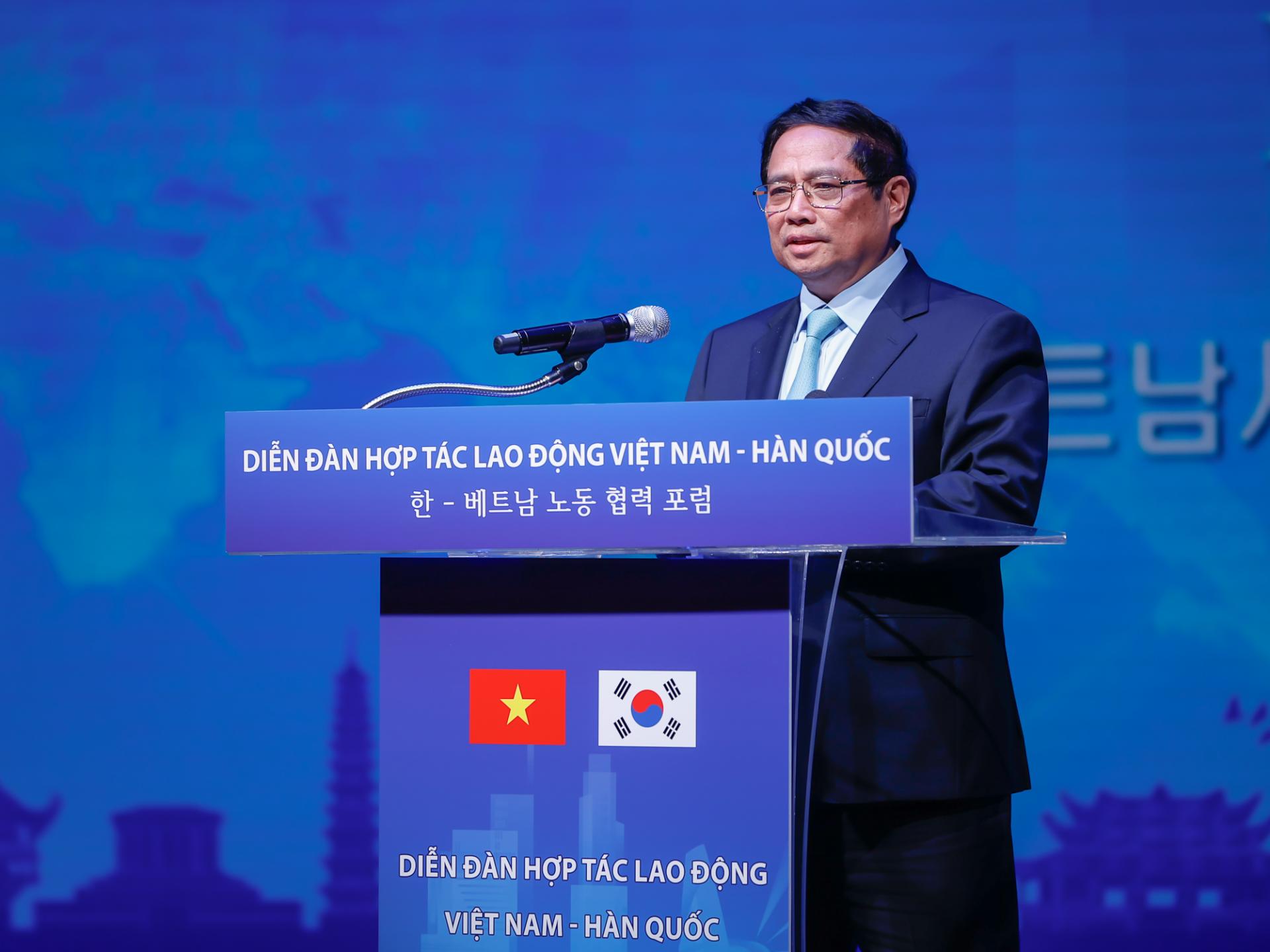 Thủ tướng Phạm Minh Chính nhấn mạnh yêu cầu phát triển quan hệ hợp tác lao động lành mạnh, bình đẳng, an toàn, văn minh, nhân văn.