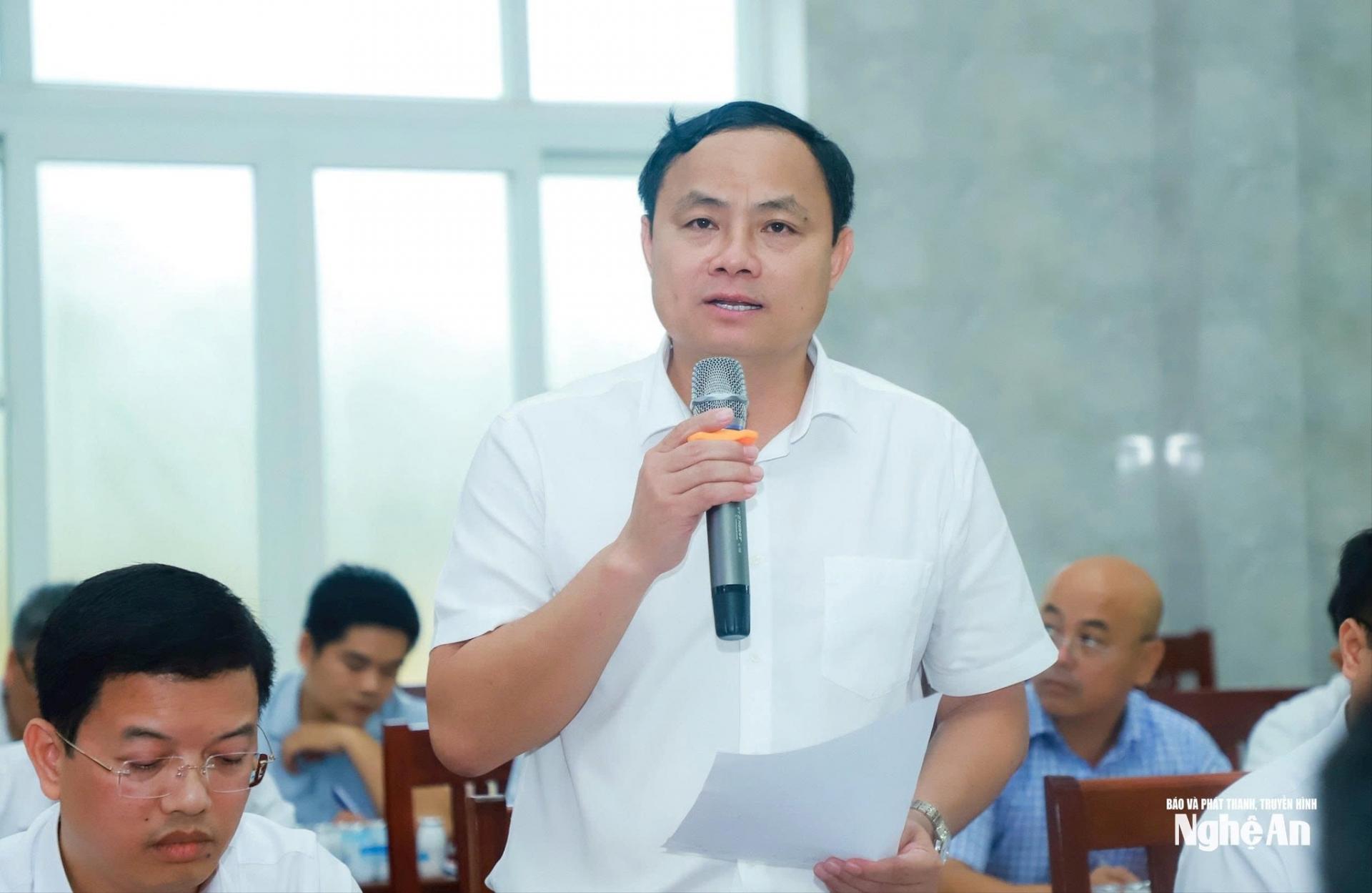 Đồng chí Phạm Ngọc Cảnh - Phó Trưởng ban Tuyên giáo và Dân vận Tỉnh ủy Nghệ An phát biểu tại cuộc làm việc. Ảnh: Thành Duy