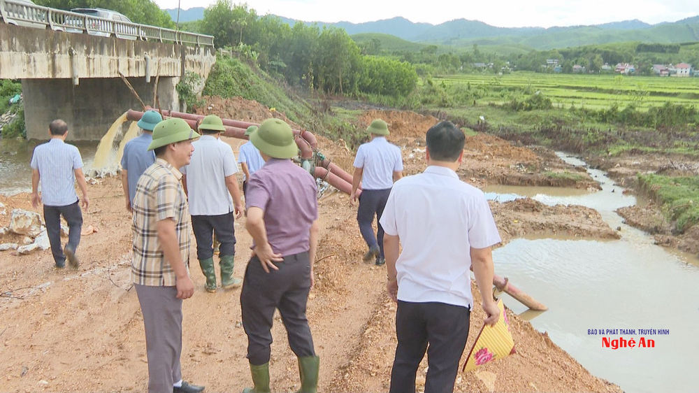 Dự án hồ chứa nước Bản Mồng được xây dựng trên dòng sông Hiếu. Nghệ An được Bộ Nông nghiệp và Môi trường giao thực hiện hai nhiệm vụ: Xây dựng Hệ thống trạm bơm, kênh trạm bơm lấy nước từ sông Hiếu và Hợp phần đền bù, di dân tái định cư, GPMB phần thuộc tỉnh. 