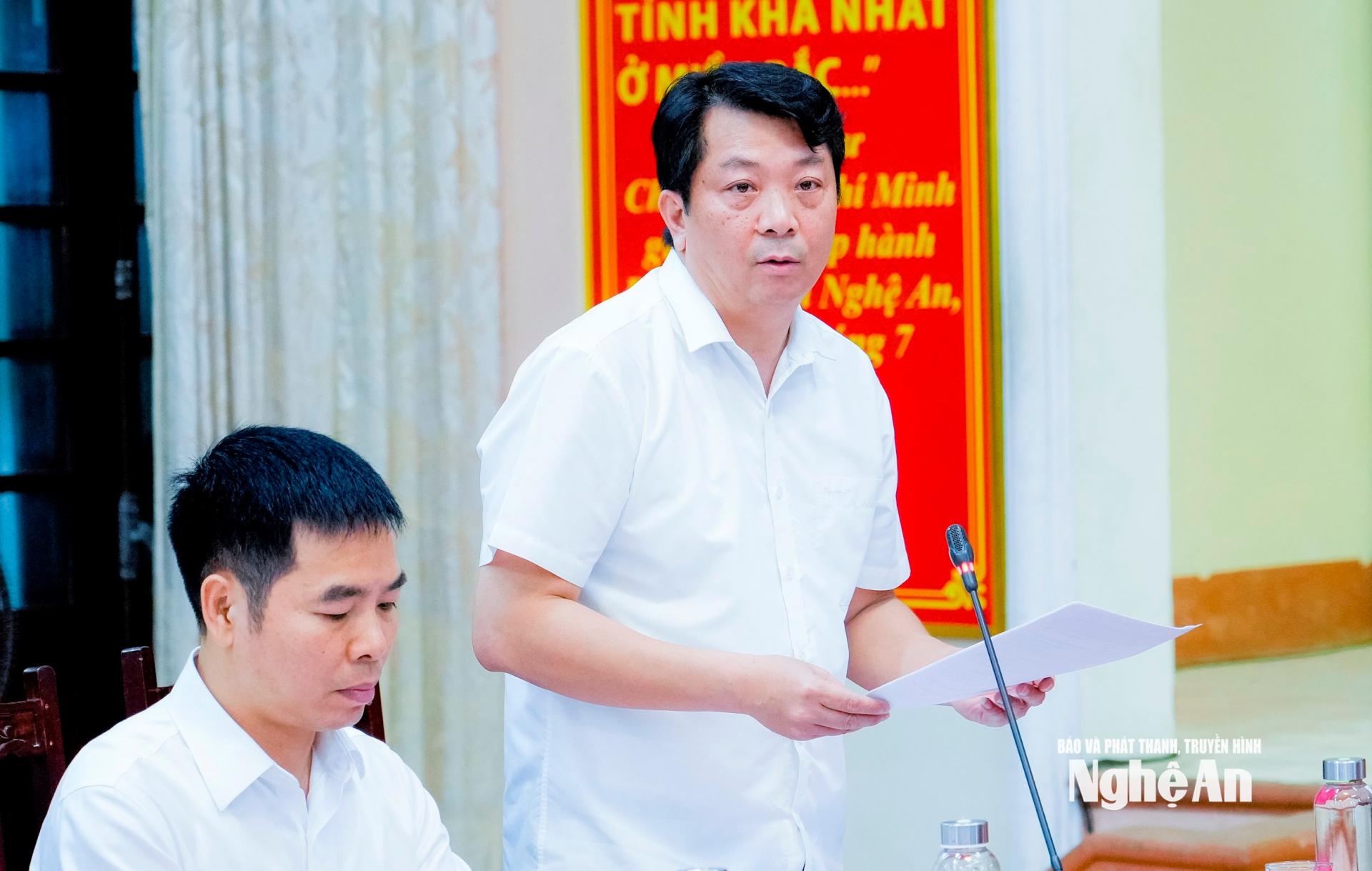 Đồng chí Chu Anh Tuấn - Bí thư Đảng ủy, Chủ tịch HĐND phường Thái Hòa báo cáo công tác chuẩn bị Đại hội. Ảnh: Phạm Bằng