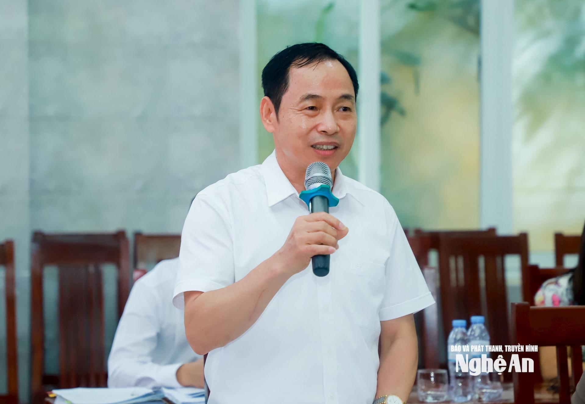 Đồng chí Lê Đình Lý - Ủy viên Ban Chấp hành Đảng bộ tỉnh, Phó Trưởng ban Thường trực Ban Tổ chức Tỉnh ủy phát biểu tại cuộc làm việc. Ảnh: Thành Duy