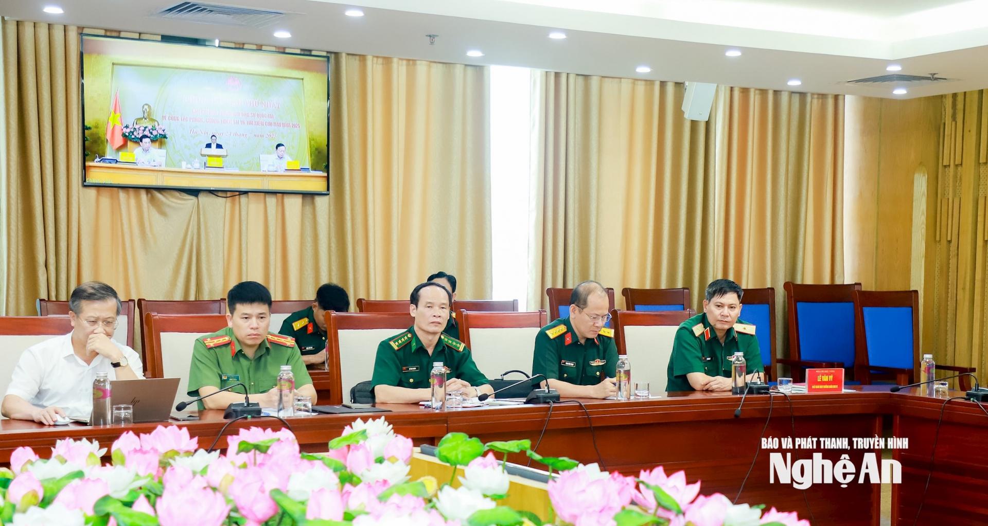 Các đại biểu dự tại điểm cầu UBND tỉnh Nghệ An. Ảnh: Thành Duy