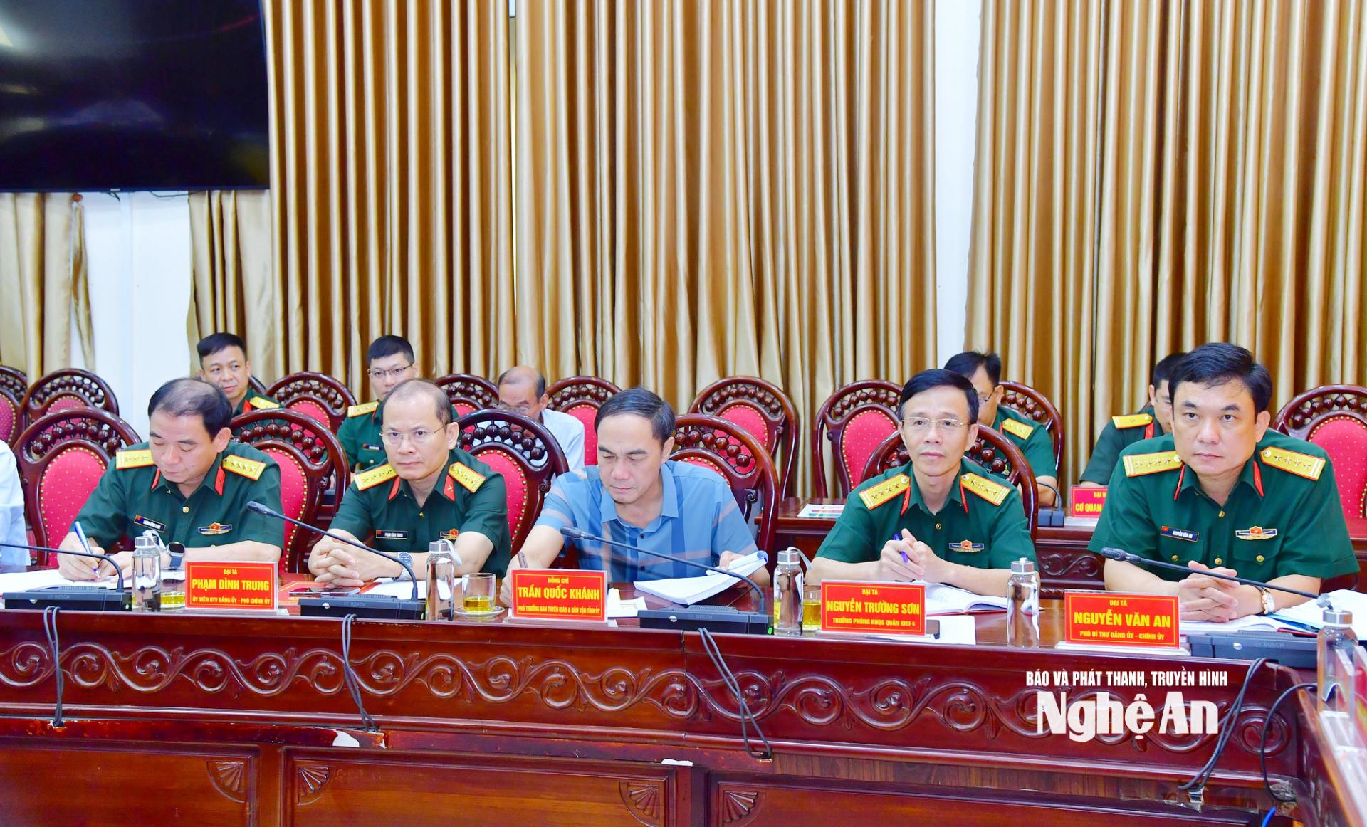 Các đại biểu tham dự hội nghị