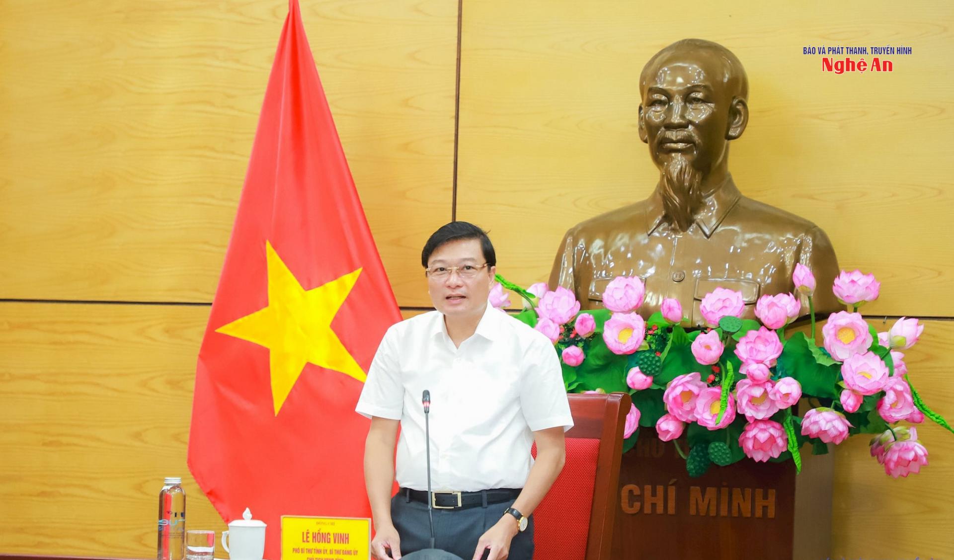 Đồng chí Lê Hồng Vinh - Phó Bí thư Tỉnh ủy, Chủ tịch UBND tỉnh, Bí thư Đảng ủy UBND tỉnh phát biểu kết luận. 