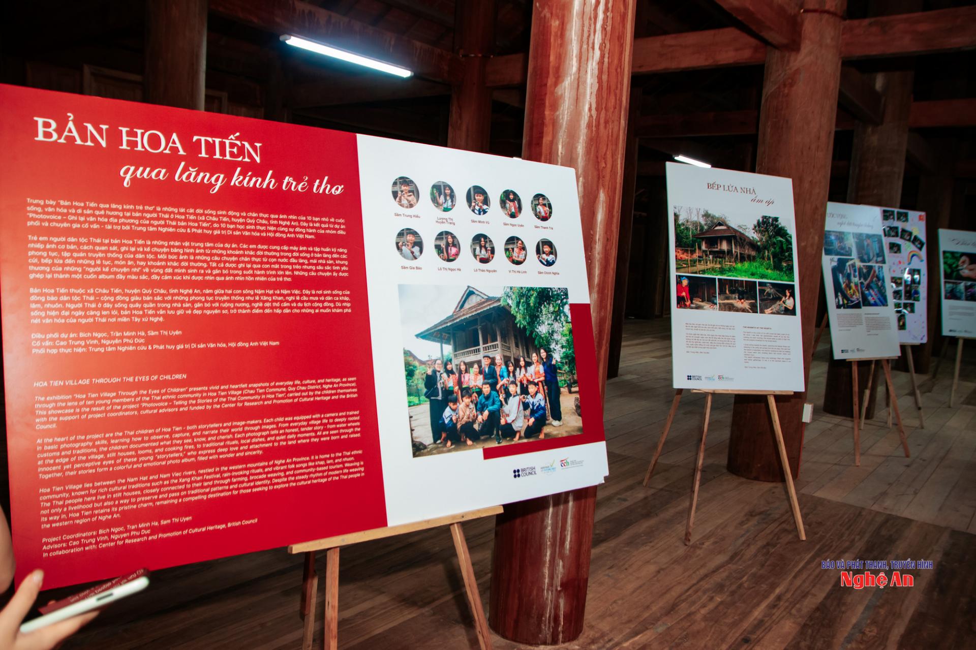 Những lát cắt văn hóa địa phương được trưng bày.