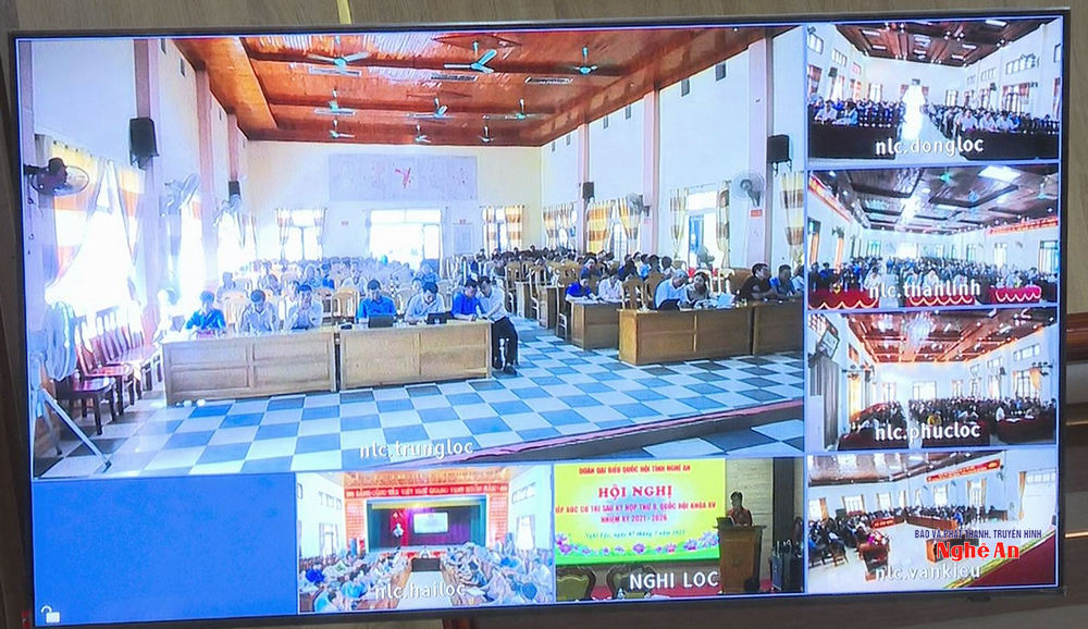 Hội nghị tiếp xúc cử tri được kết nối trực tuyến đến 6 xã:  Phúc Lộc, Trung Lộc, Đông Lộc, Hải Lộc, Thần Lĩnh và Văn Kiều. 