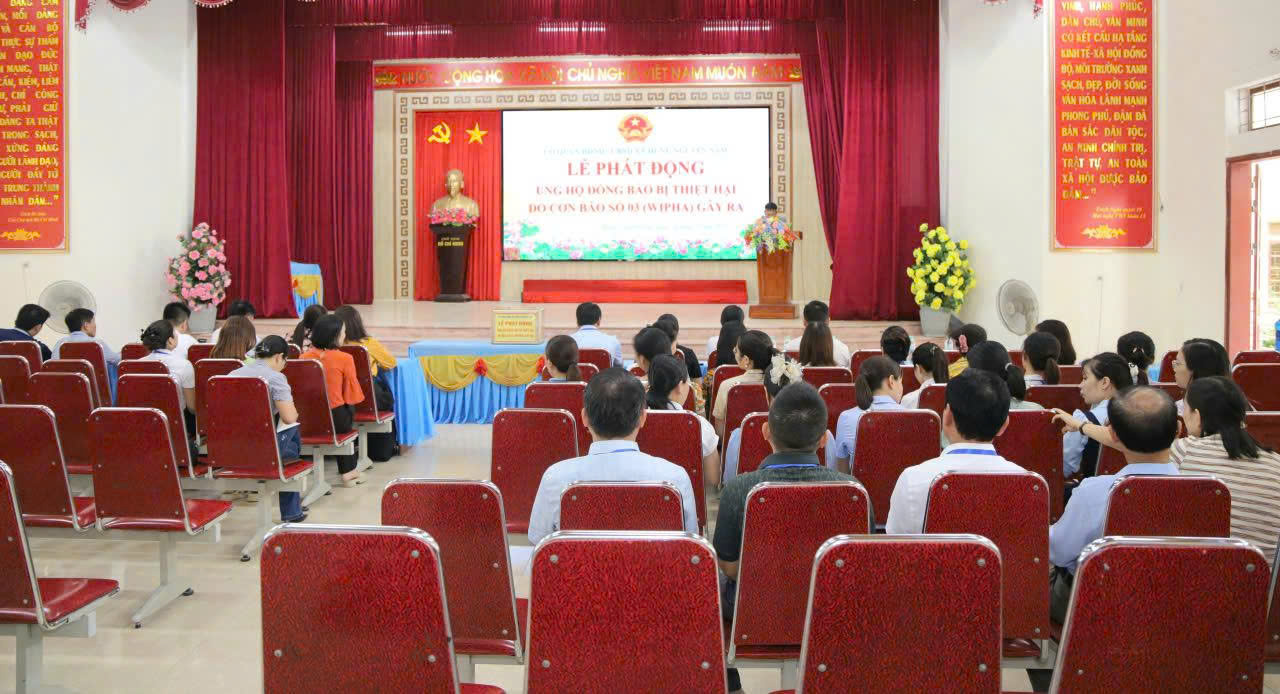 Toàn cảnh buổi lễ.