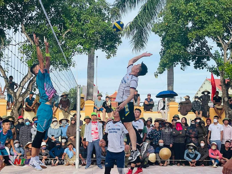 Xã vùng biển Diễn Thịnh tổ chức giải bóng chuyền chào mừng ngày đất nước độc lập