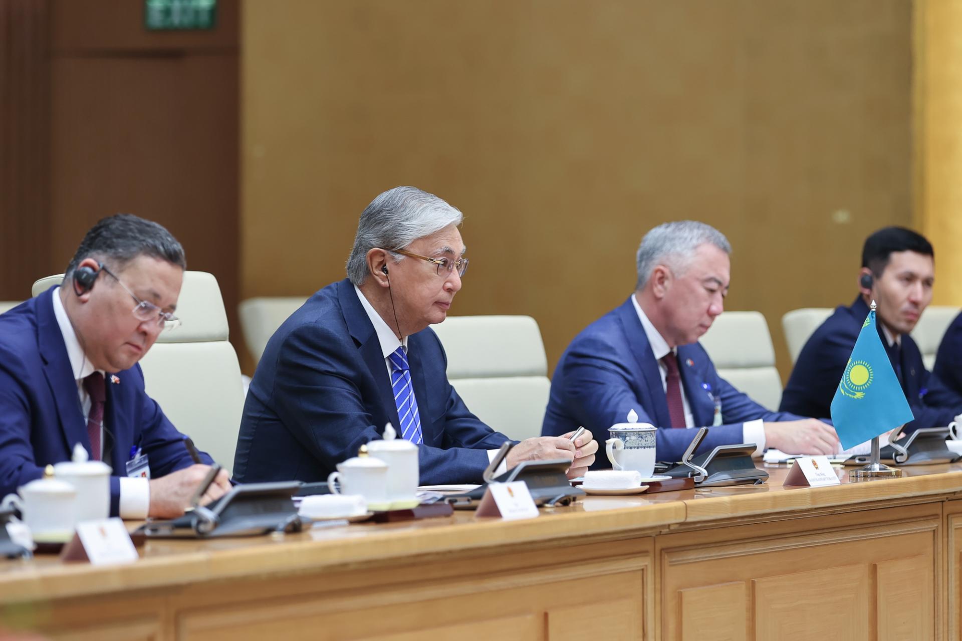 Tổng thống Kassym-Jomart Tokayev khẳng định Kazakhstan coi Việt Nam là đối tác quan trọng tại châu Á – Thái Bình Dương