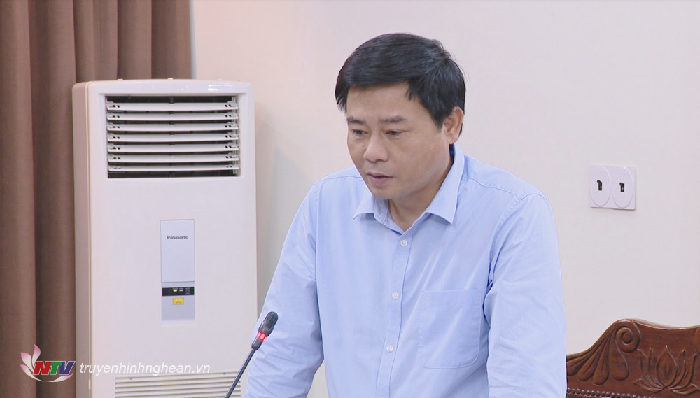 Đồng chí Hồ Lê Ngọc - Ủy viên Ban Thường vụ, Trưởng ban Nội chính Tỉnh ủy phát biểu tại Hội nghị giao ban Khối Nội chính.