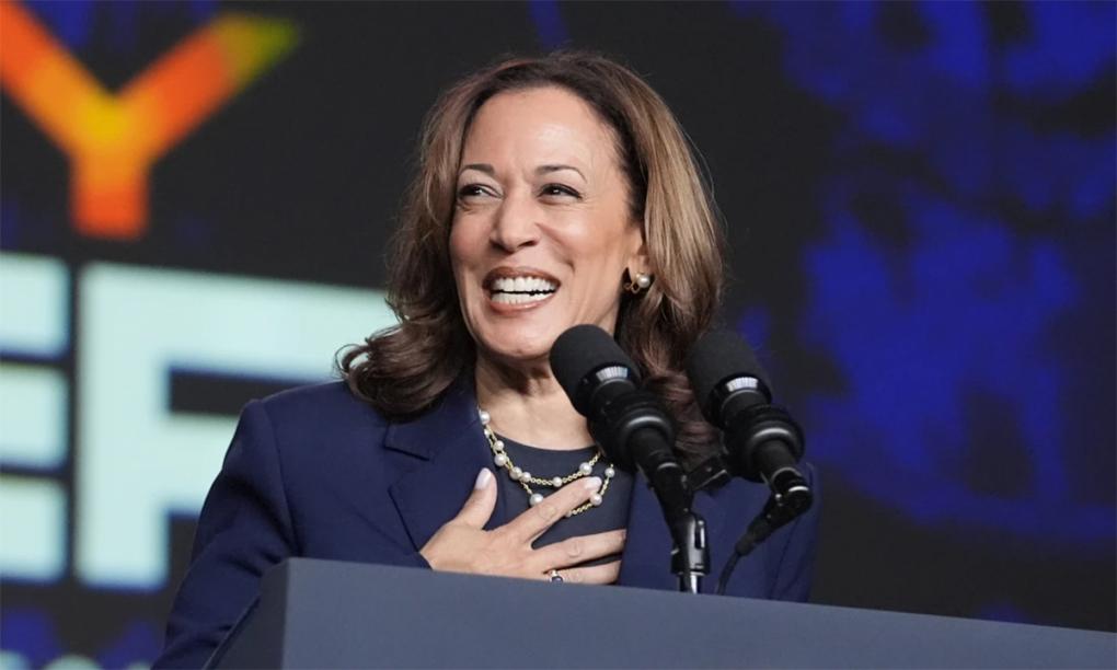 Phó tổng thống Mỹ Kamala Harris tại Houston ngày 31/7. Ảnh: AP