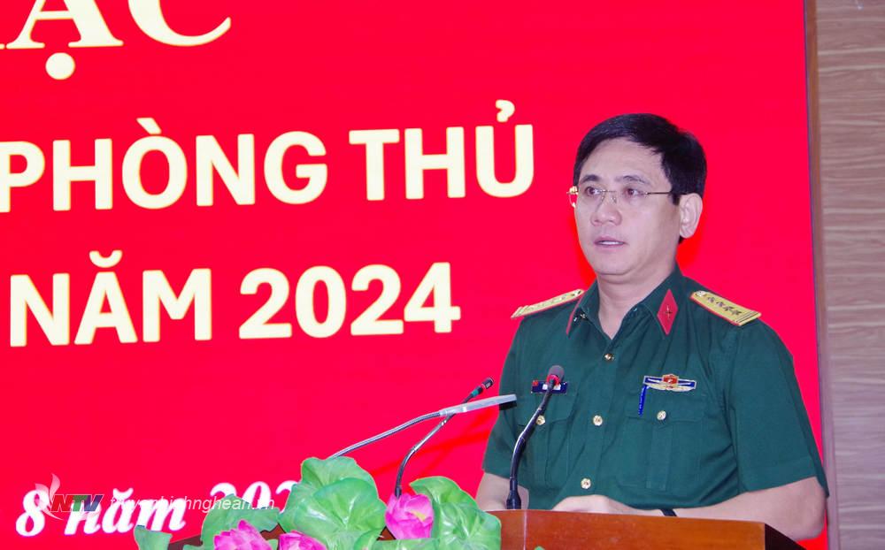 Đại tá Phan Đại Nghĩa - Uỷ viên Ban Thường vụ Tỉnh uỷ, Chỉ huy trưởng Bộ Chỉ huy Quân sự tỉnh, Phó trưởng Ban Thường trực Ban Chỉ đạo diễn tập tỉnh phát biểu chỉ đạo diễn tập khu vực phòng thủ huyện Nam Đàn.