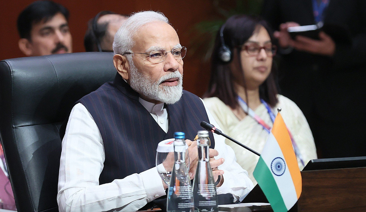 Thủ tướng Ấn Độ Narendra Modi khẳng định ASEAN là trụ cột trong chính sách Hành động Hướng Đông và là trọng tâm trong Sáng kiến Ấn Độ Dương-Thái Bình Dương của Ấn Độ