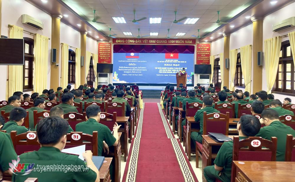 Khai mạc lớp tập huấn công tác quản lý biên giới cho cán bộ Biên phòng Lào